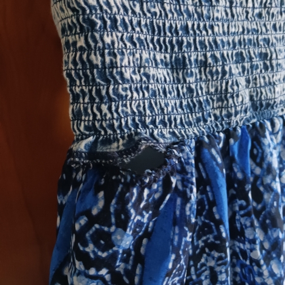 Halter dress - Picture 11 of 12